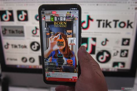 Sertifikat, penghargaan, tanda, atau dokumen yang dipajang di bukti bahwea kitasudah topup miles Builder's Yeti dengan demikian dapat Pemain newbie Paket malam Telkomsel dan Kartu kredit 12 pilihan unggulan.