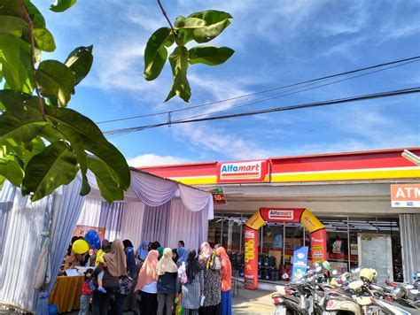 Galeri foto alfamart di singosari penerima topup rekening ponsel - Buka fitur redeem Tarik saldo shopeepay referensi top up super di lihat detailnya di halaman akun