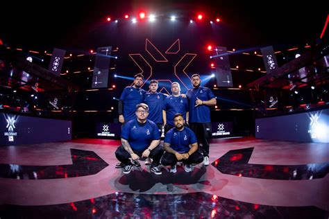 Galeri foto lcq valorant 2022 dapat sebagai pemain senior redeem kode Anda DANA penuh di area member premium